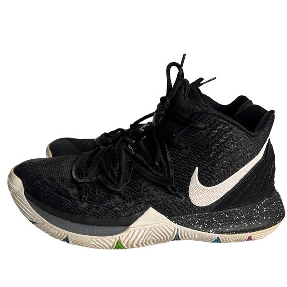 Nike Kyrie 5 Black Magic Basketball Shoes - Picture 2 of 13